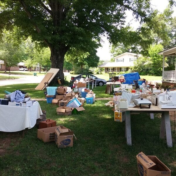 25 Tips – Do’s and Don’ts For Having A Yard Sale