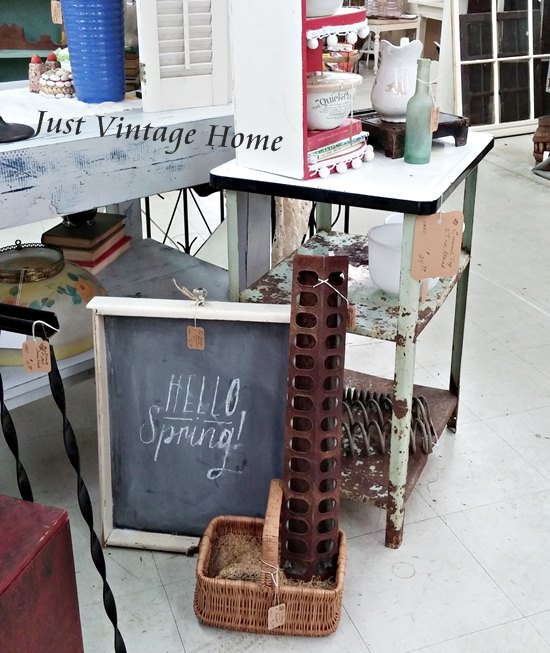 Antique Booth Styling