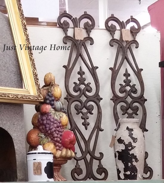 Antique Booth Styling