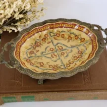 Porcelain and Brass Chinese Hua Rong Tang Zhi Soap Dish