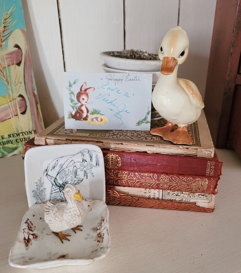How to use vintage Easter collectibles in your decor