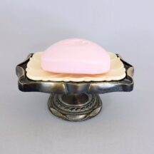 Vintage 1970s Amerock Carriage House freestanding soap dish